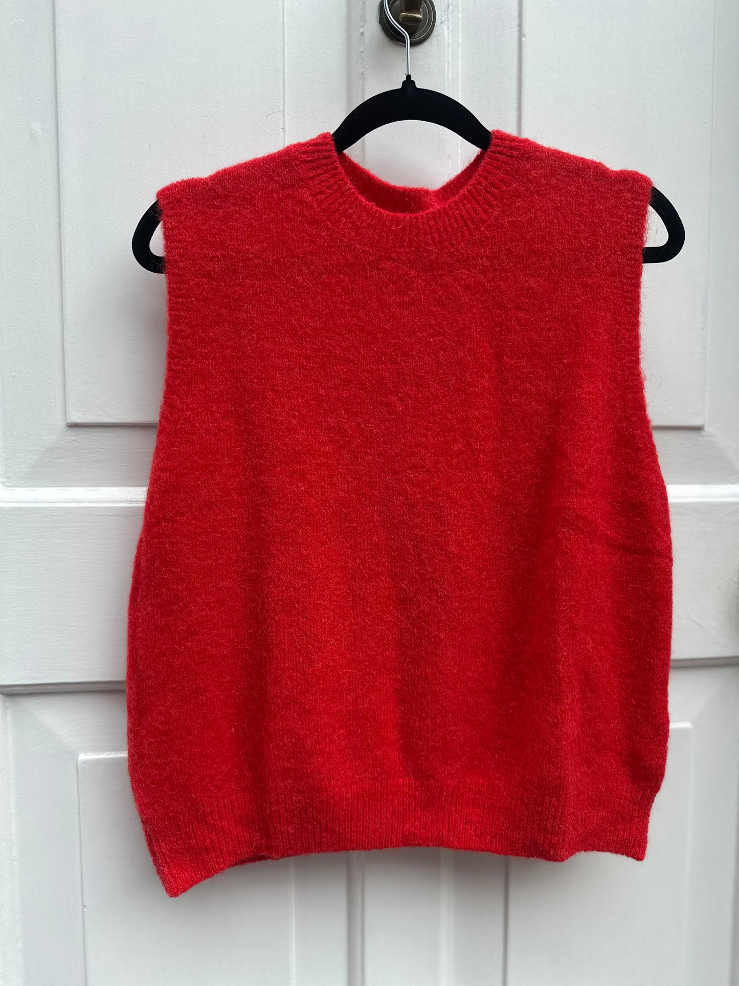Alpaca Sleevless Jumper