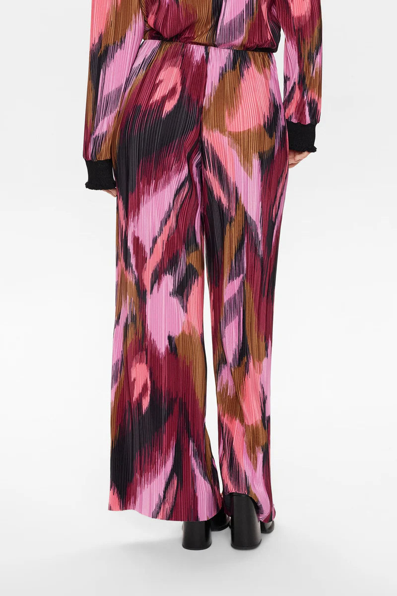 Nuleavy Pink Red Trousers