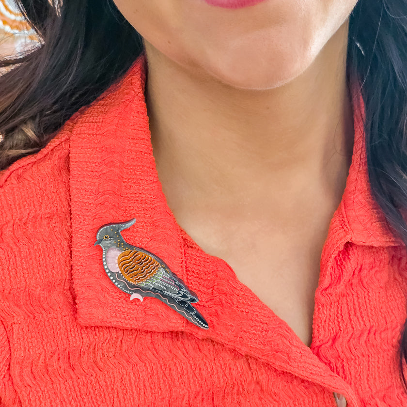 Kulupatji (Crested Pigeon) Brooch