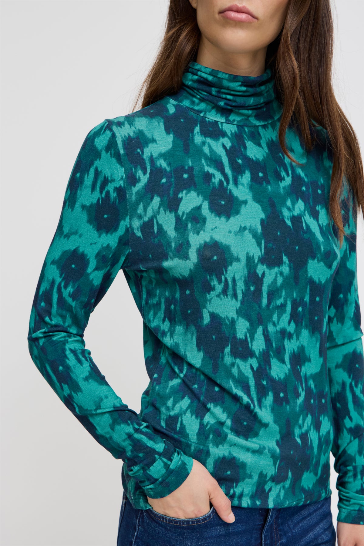Ihnava Rollneck Top