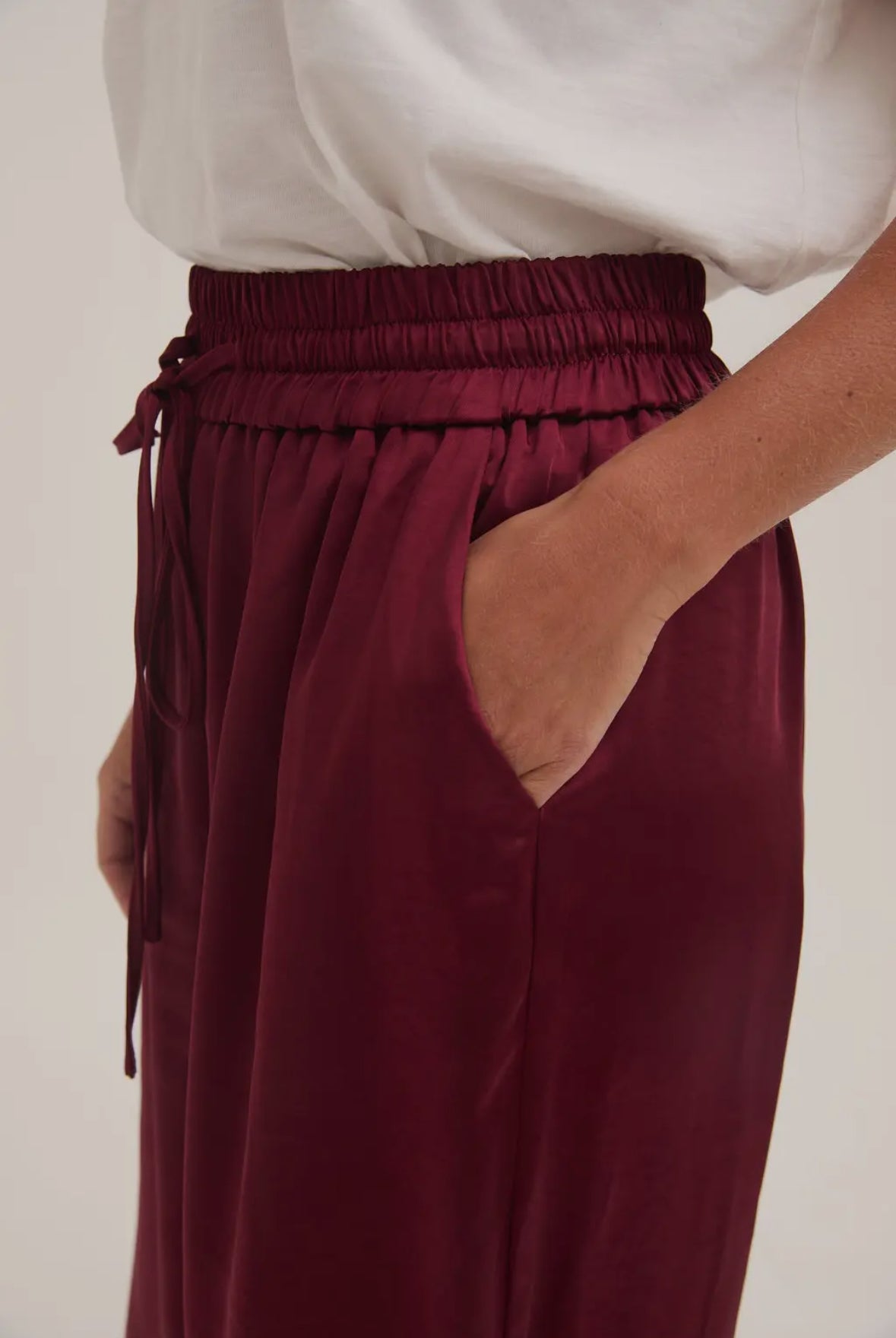 Ebba Satin Elasticated Waist Trousers - Burgundy