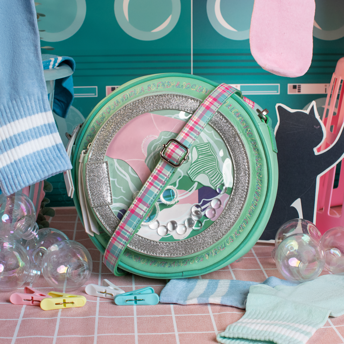 Bubble Cats Laundromat Round Washer Backpack