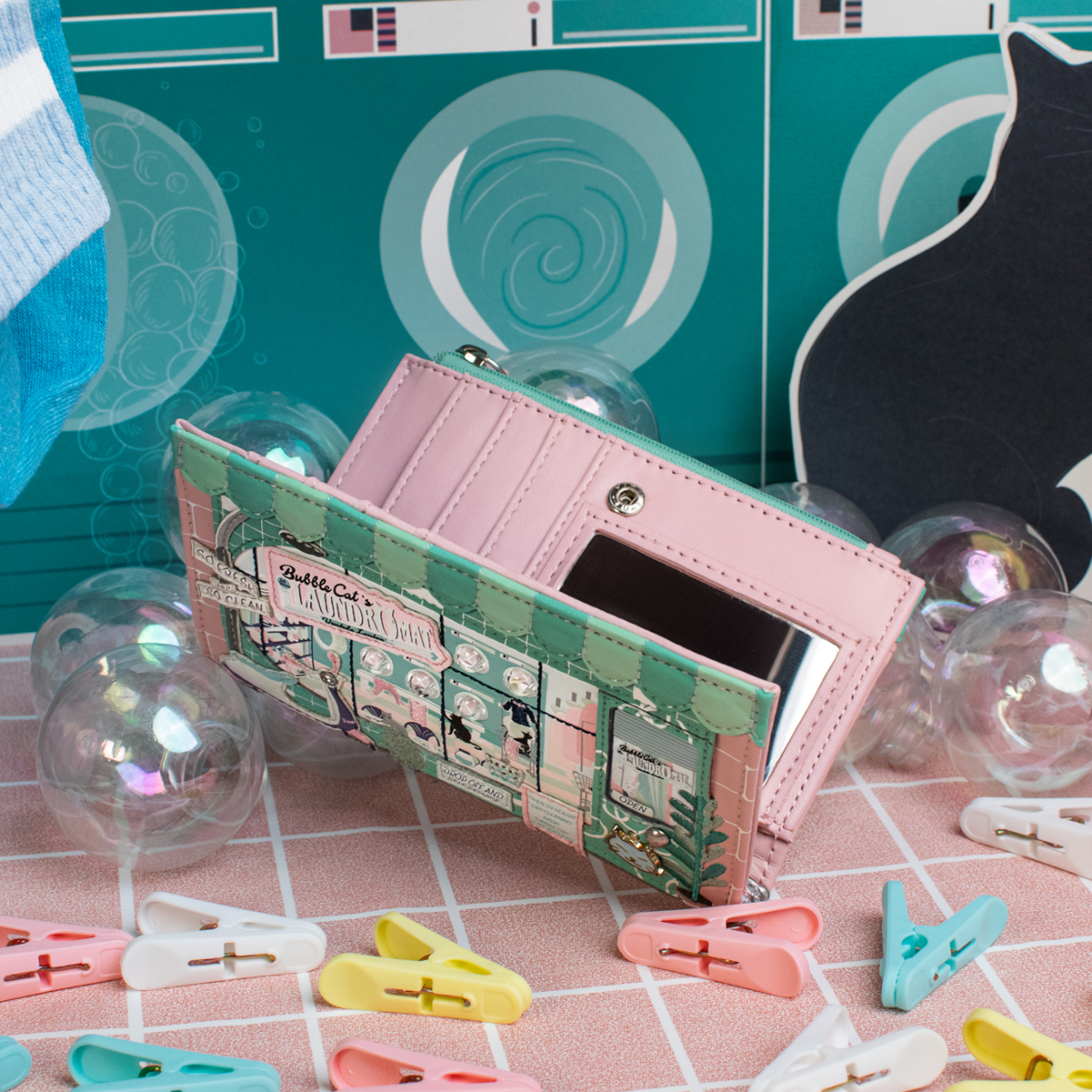 Bubble Cats Laundromat Compact Folding Wallet