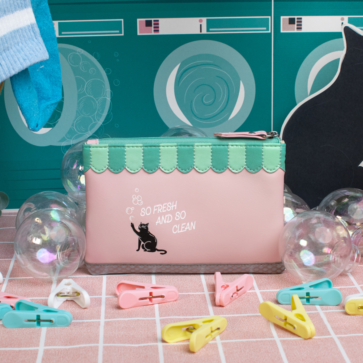 Bubble Cats Laundromat Compact Folding Wallet