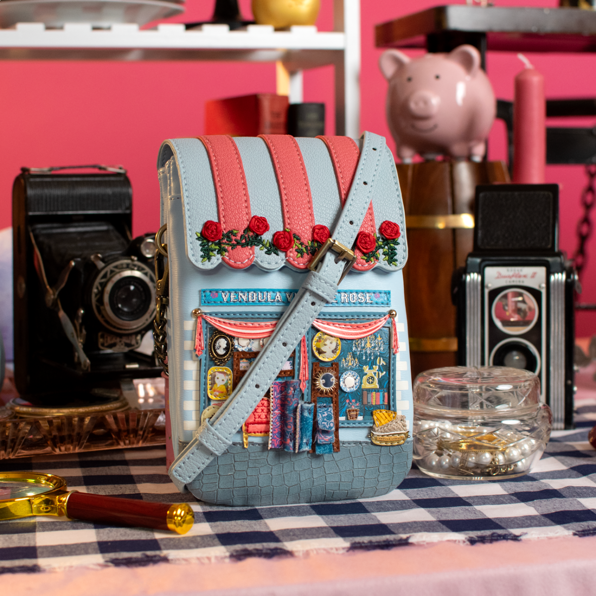 Vendula Vintage Rose Phone Pouch