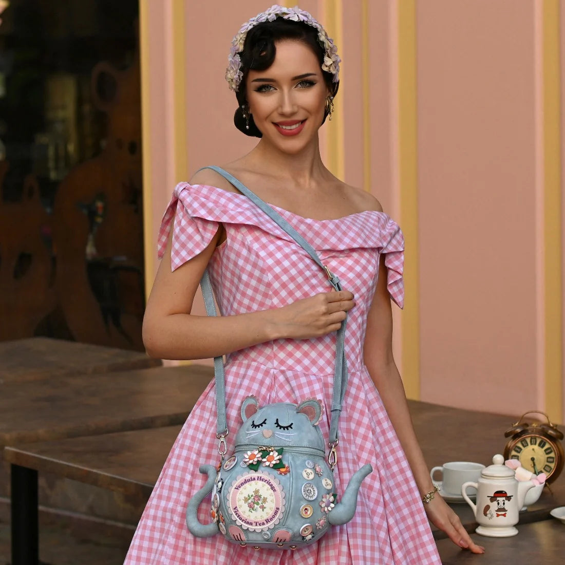 Vendula Heritage - Victorian Tea Rooms Kitty Teapot