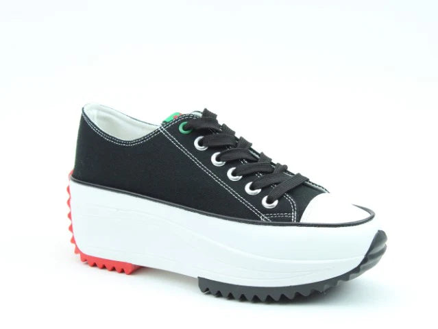 Strata Trainers - Black
