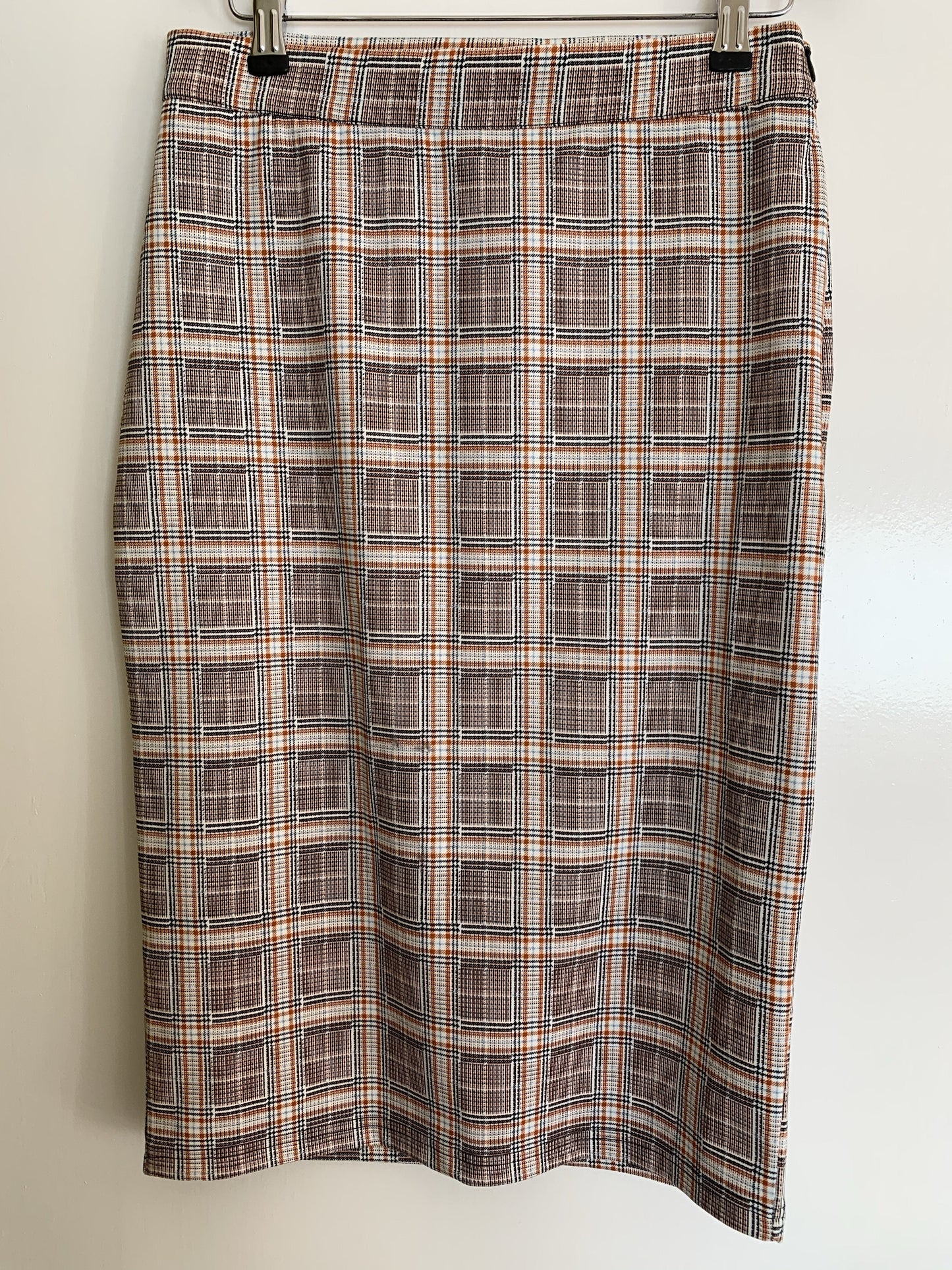*Ihkate Hounds Skirt*