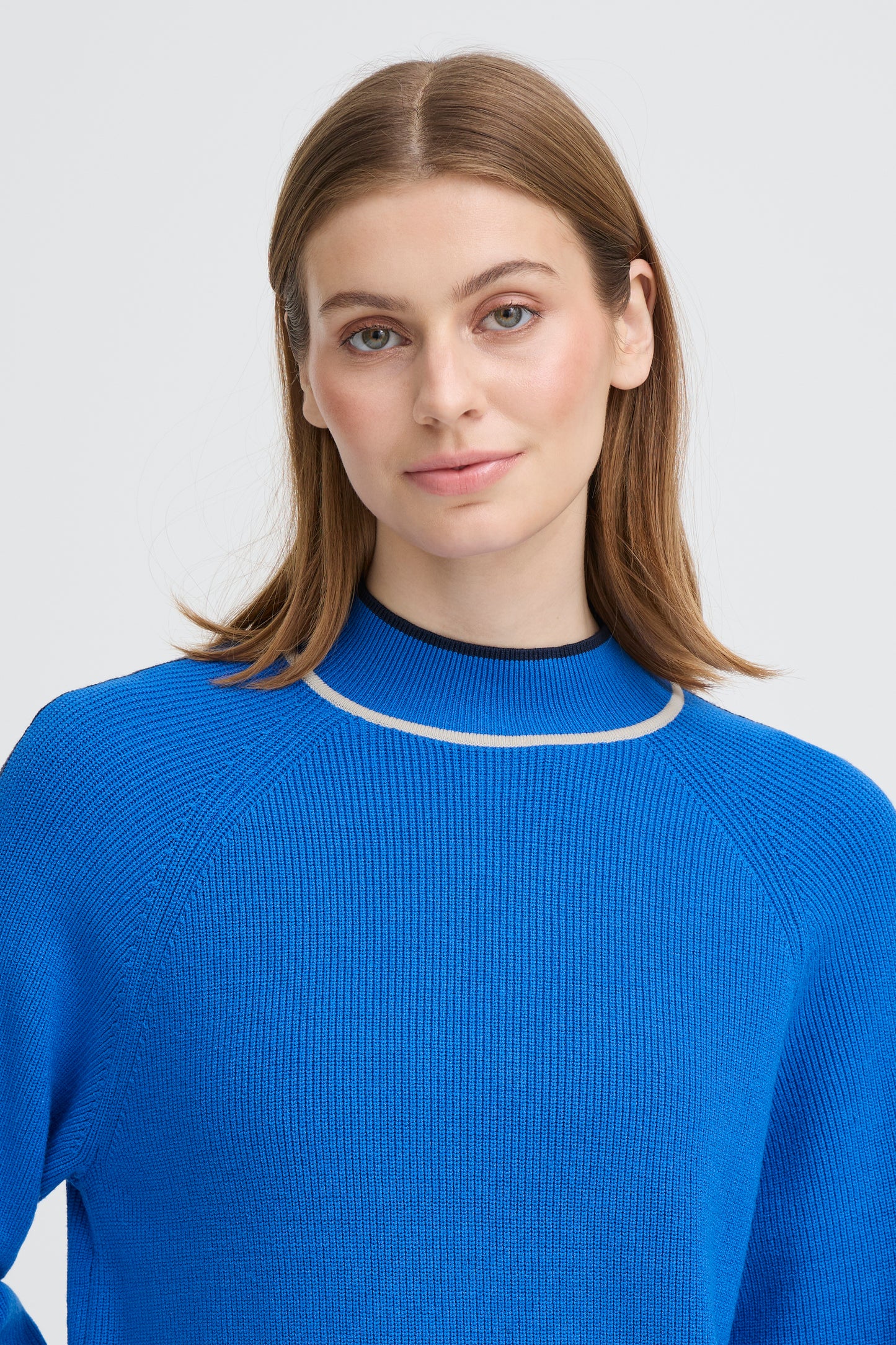 Ihboston Knit - Blue with White Edging