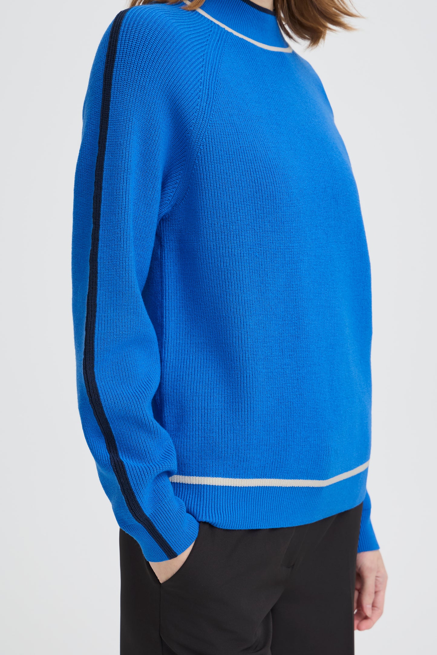 Ihboston Knit - Blue with White Edging