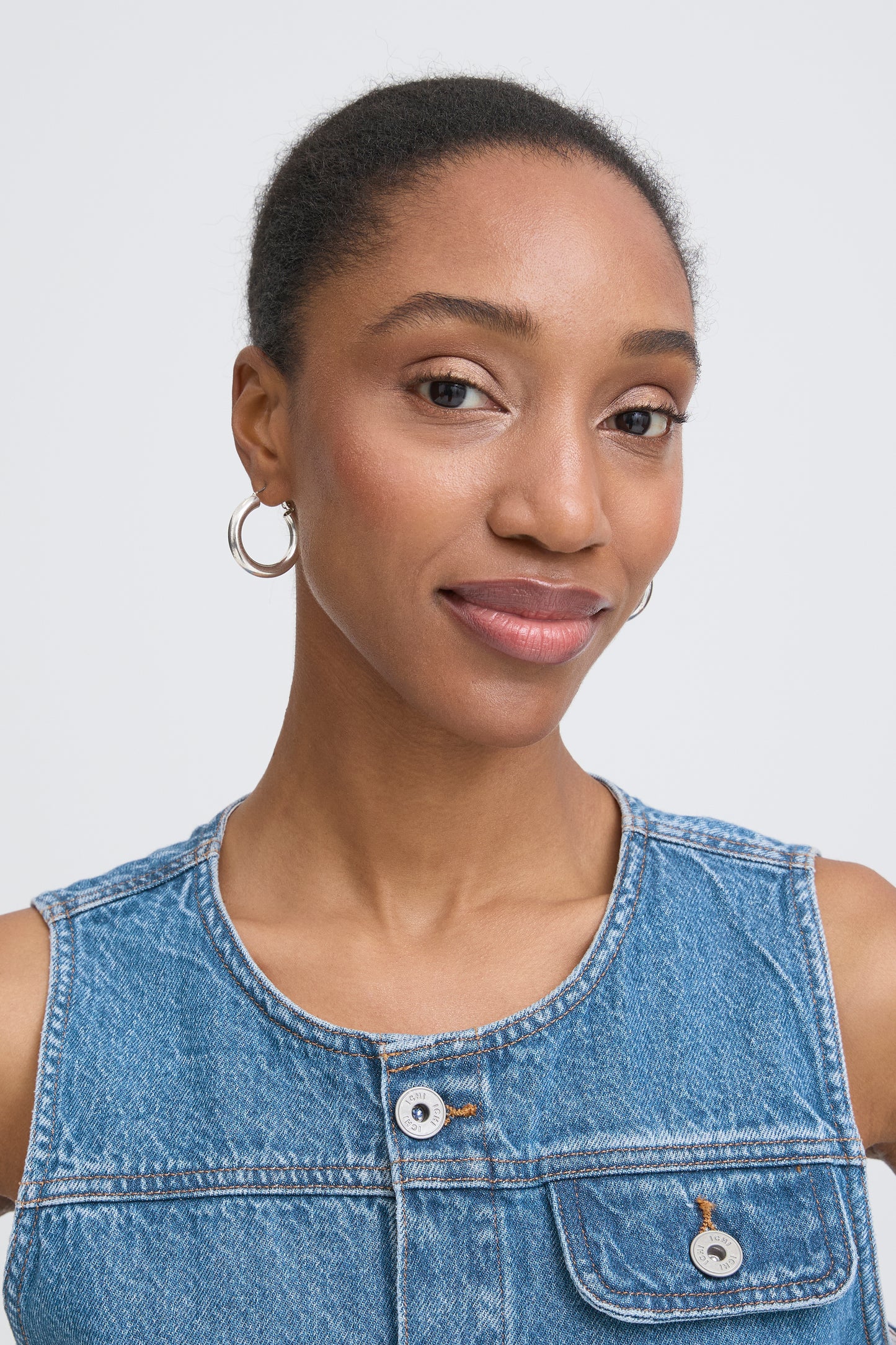 Ihpamila Waistcoat - Medium Denim