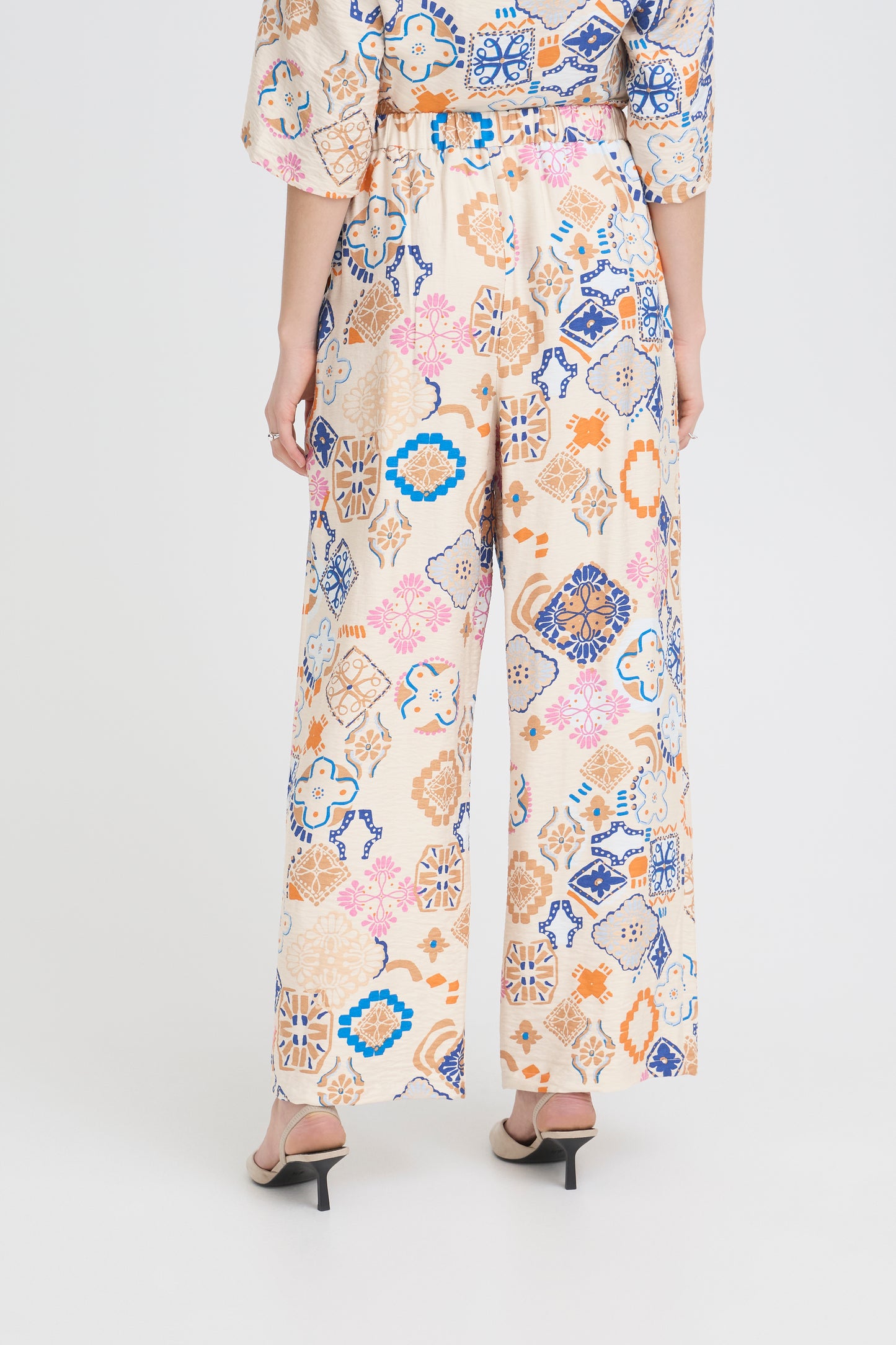 Ihlancie Trousers