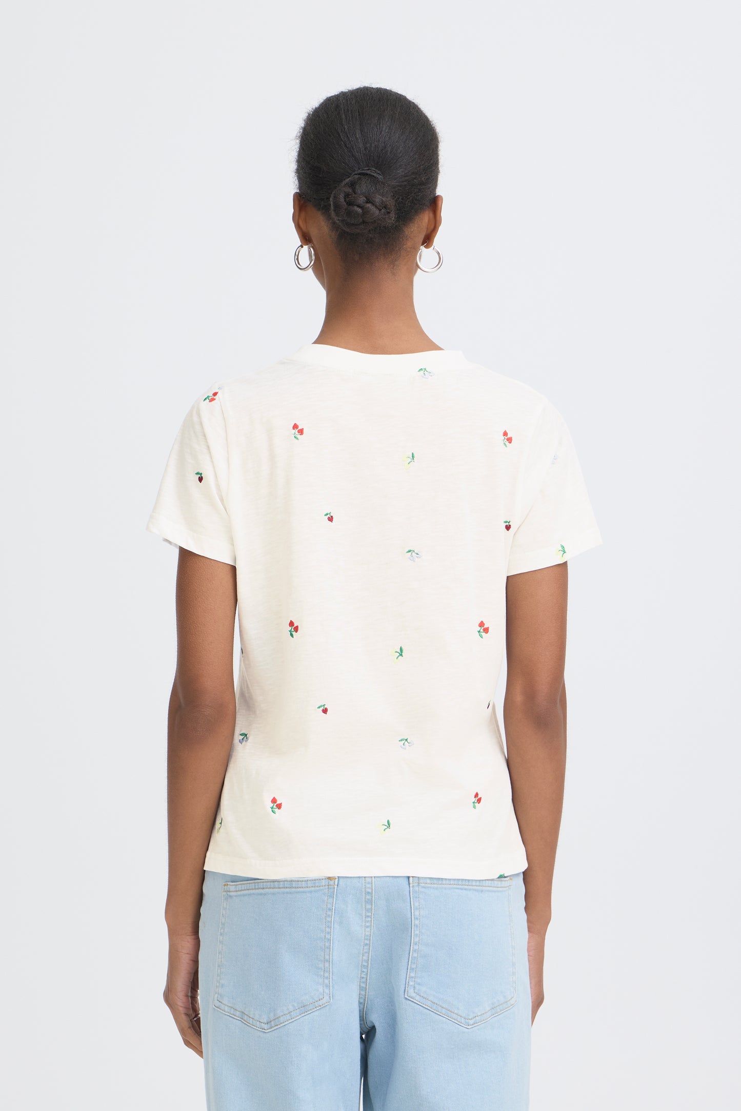 Iholya T-Shirt - Embroidered