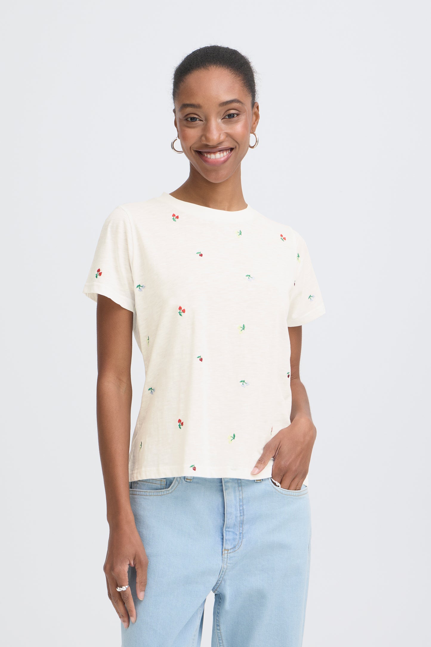 Iholya T-Shirt - Embroidered