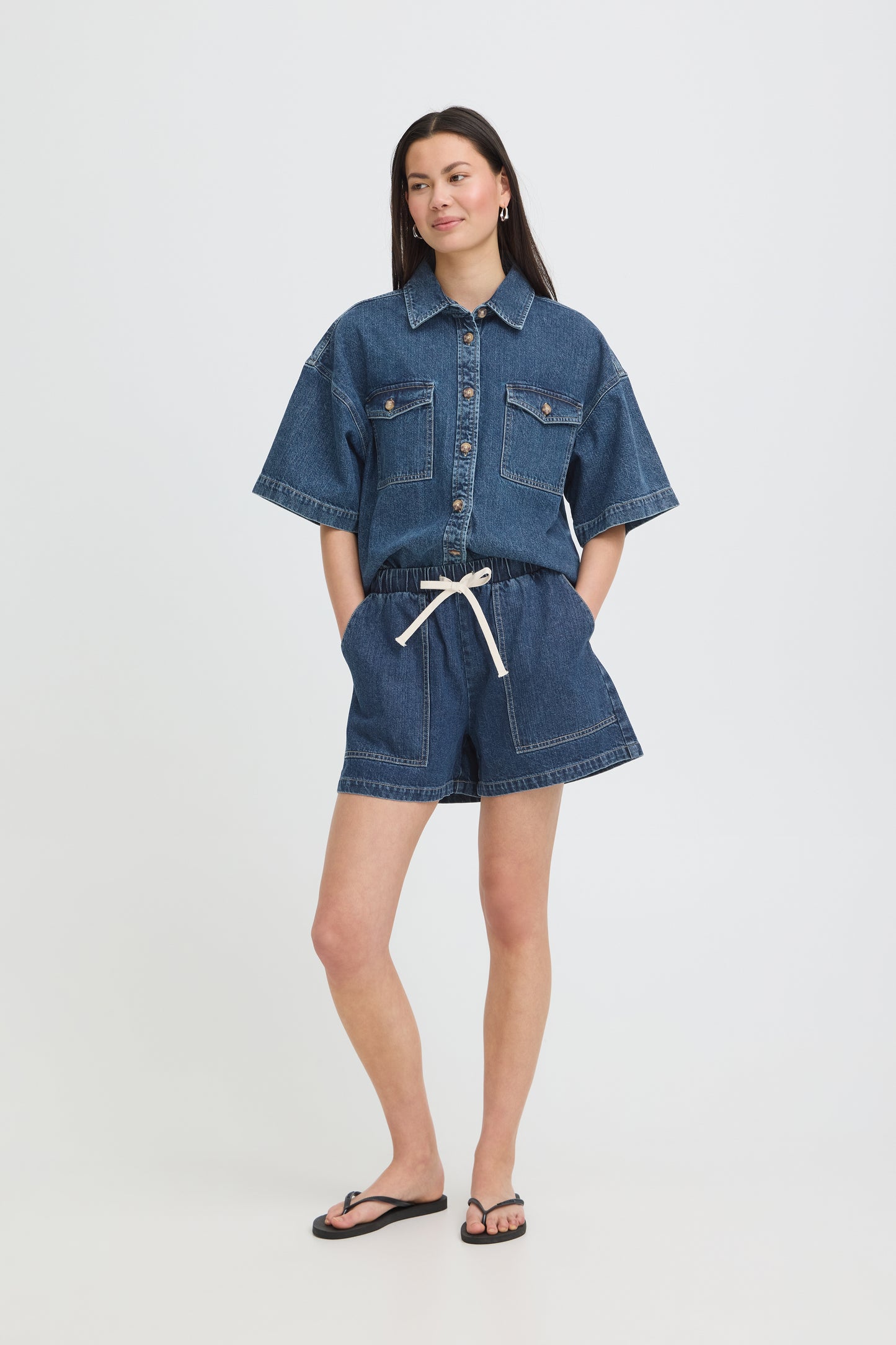Ihkamina Shorts - Mid Denim