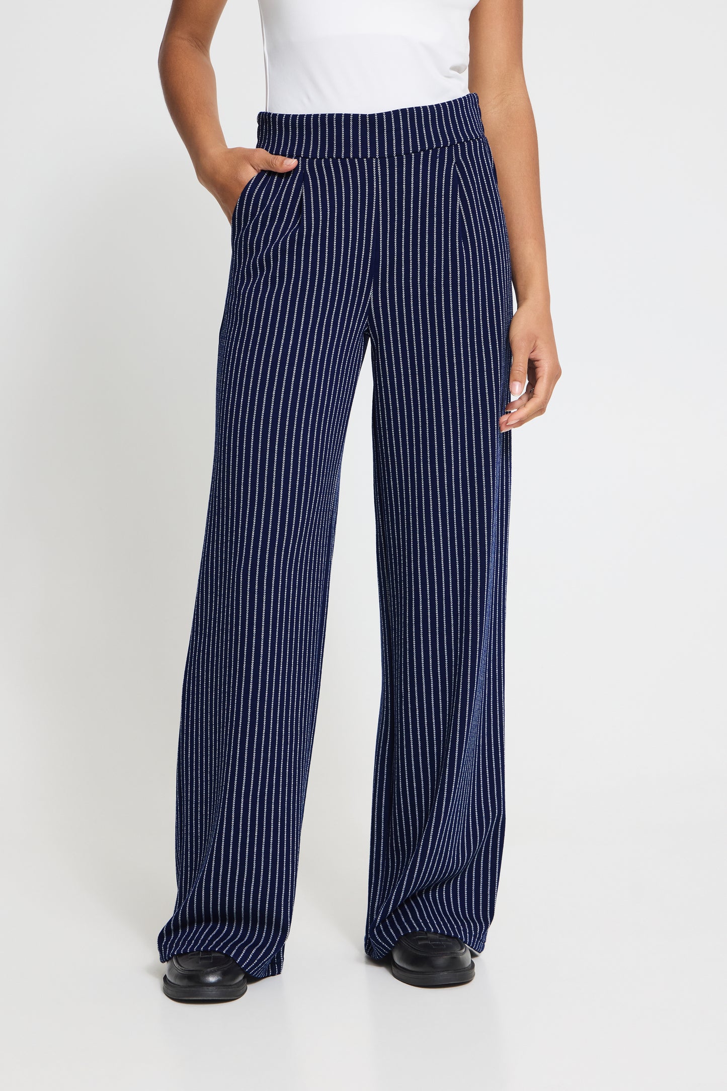 Ihmanse Stripe Pants - Navy White Trousers