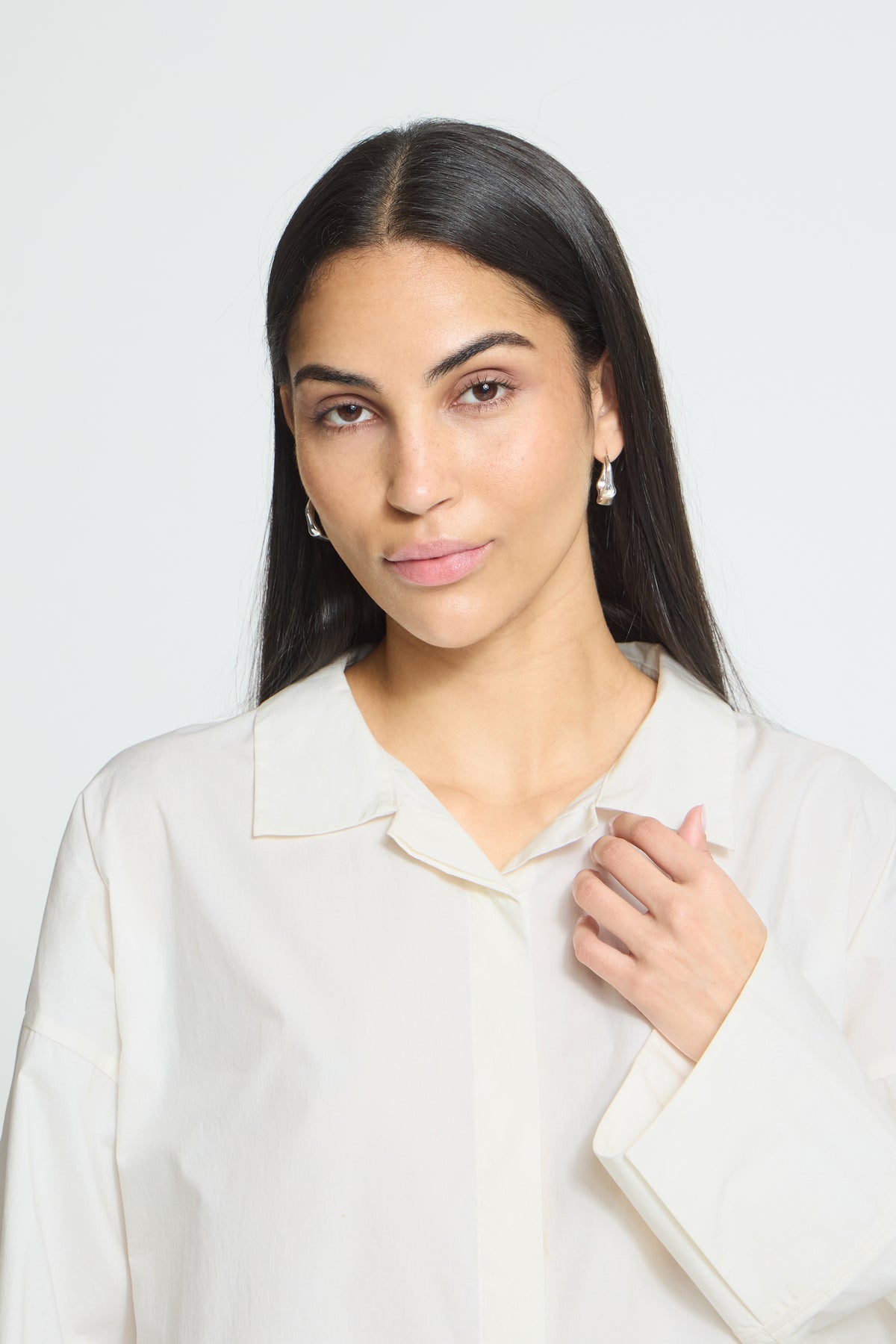 Ihkaysa Shirt - White
