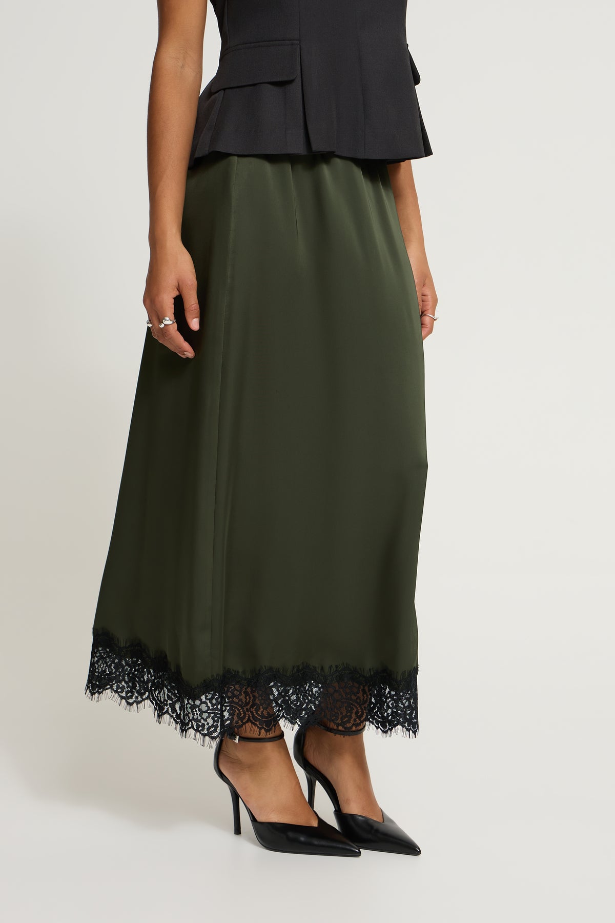Ihlaccie Skirt - Forest Night Black Lace Edging