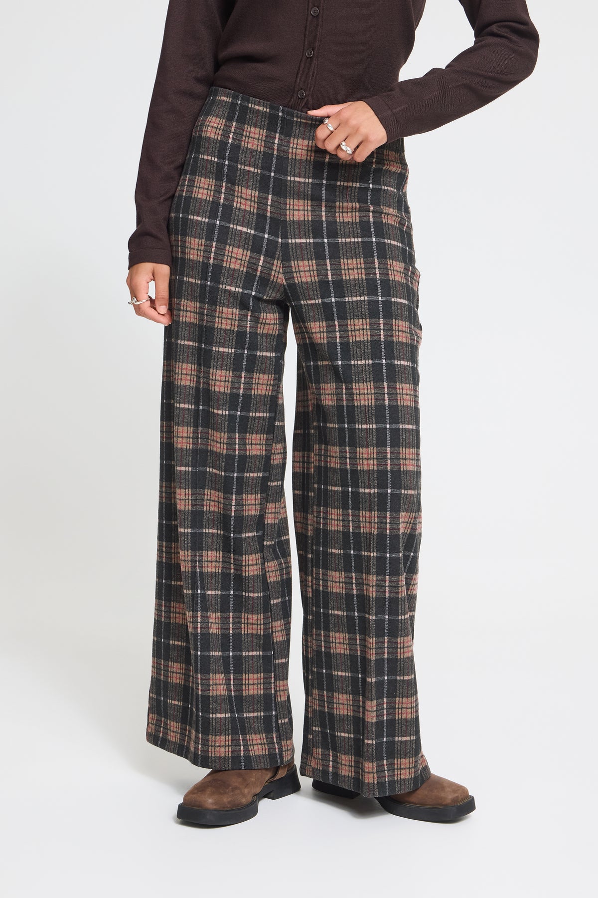 Ihkate Woolley Trousers - Checked Navy Brown