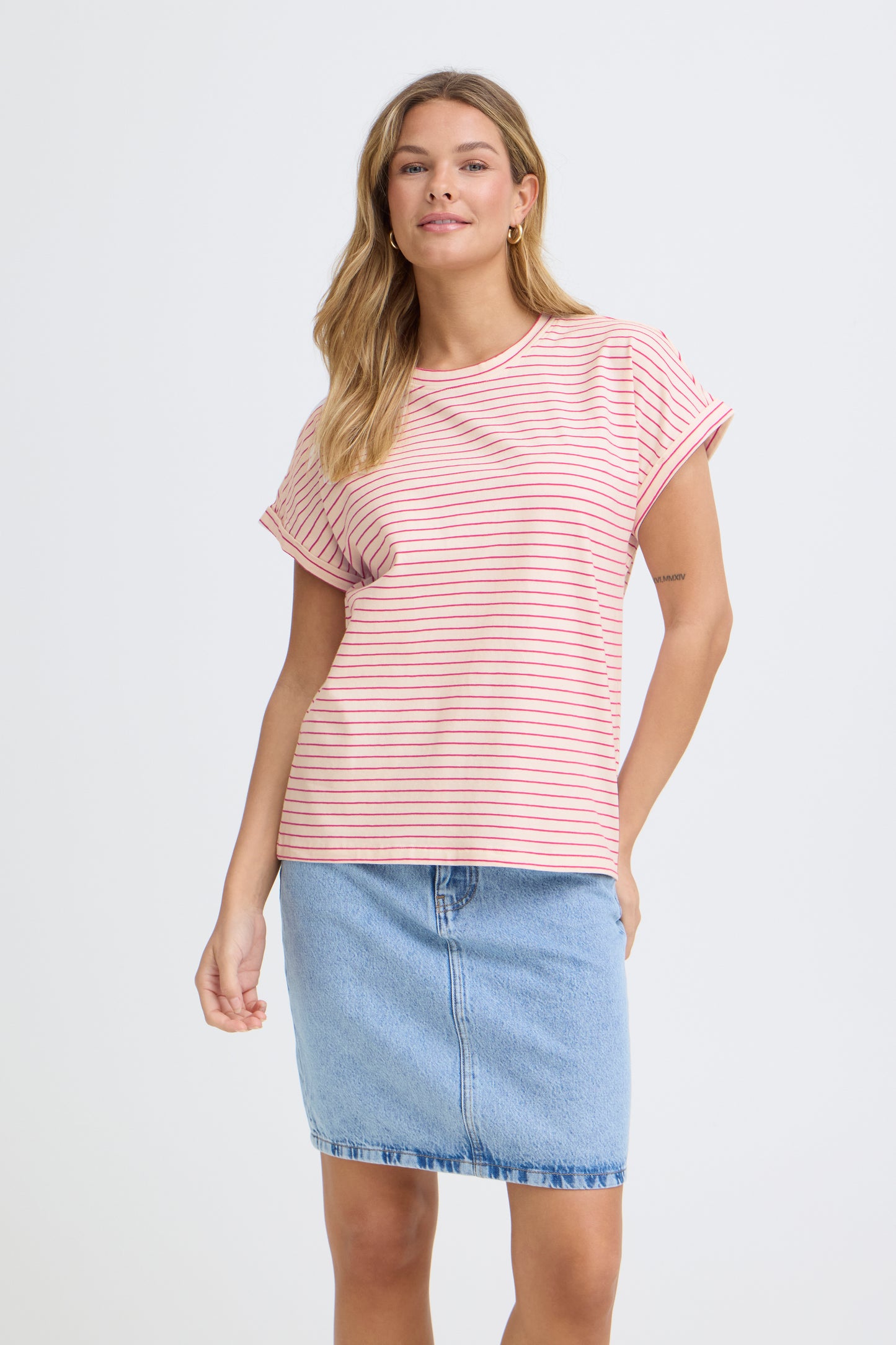 Frfeba T-Shirt - Cream and Raspberry Stripe