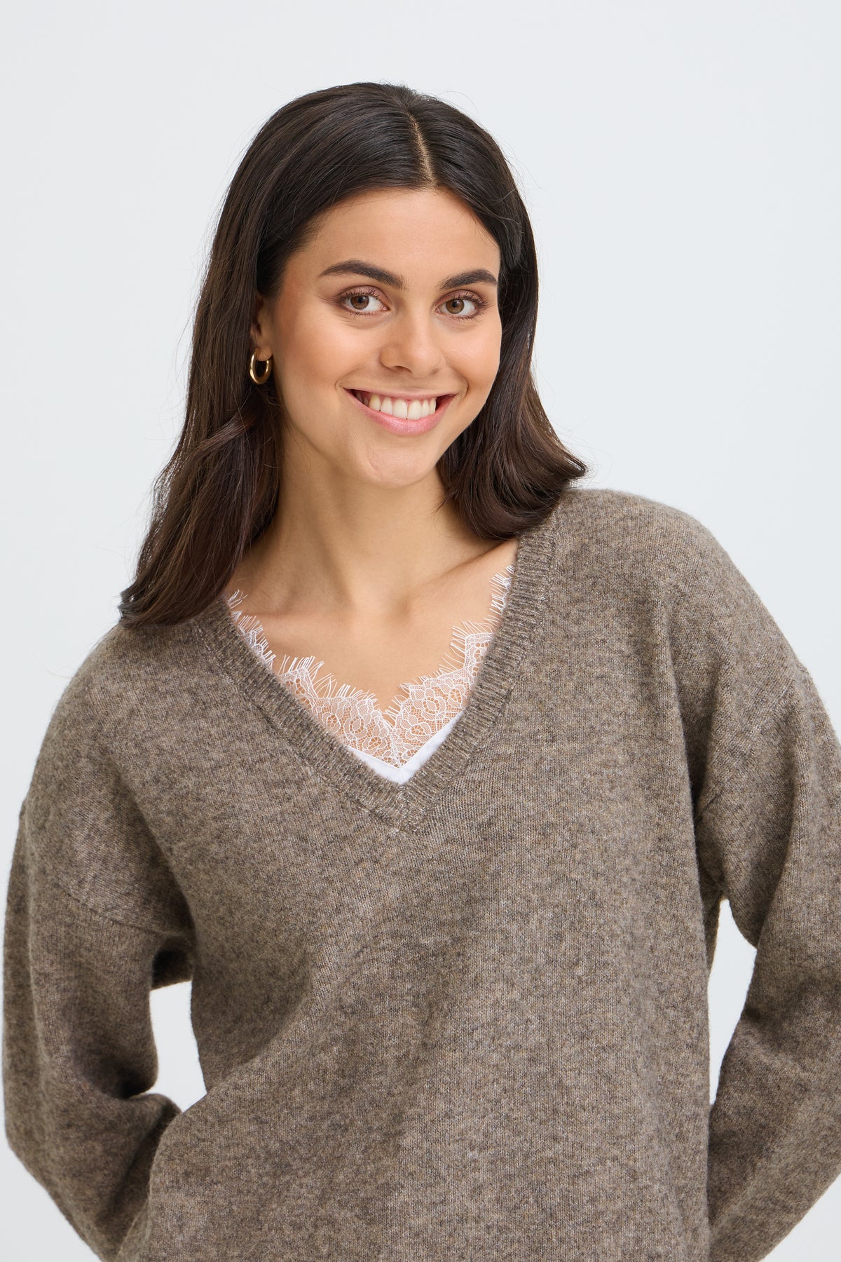 Frellen Jumper - Oatmeal Lace Detail