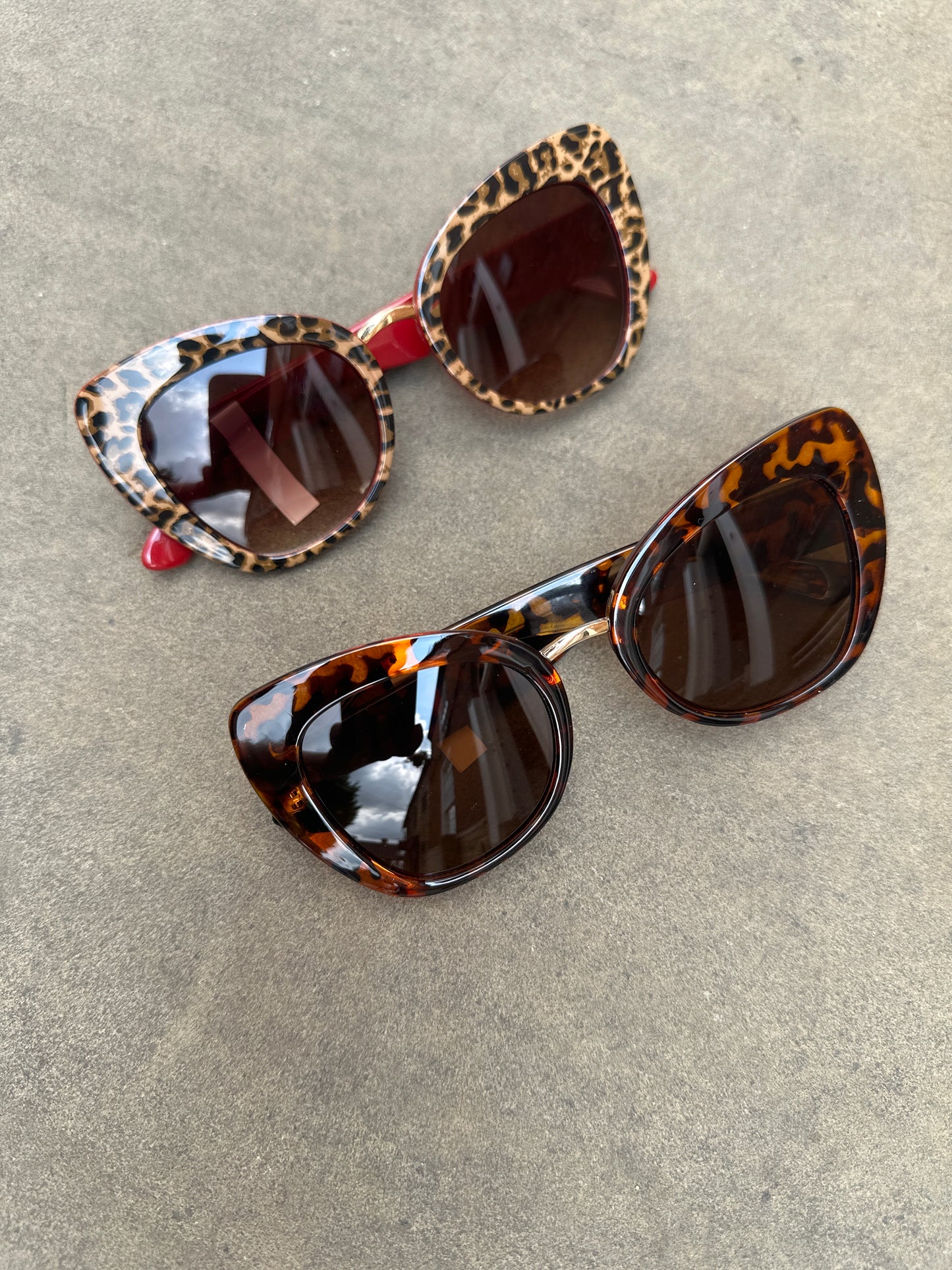 Gold Detail Statement Sunglasses