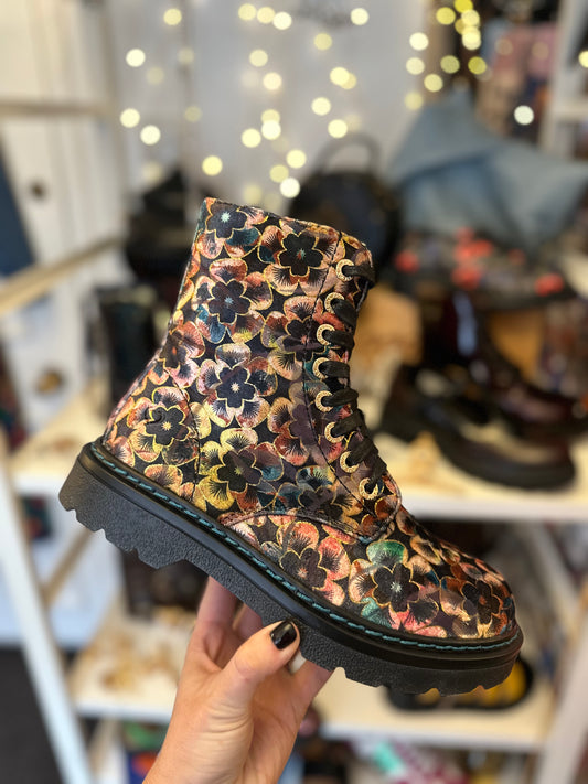 Justina Viola Velour Boots - Autumn Gold