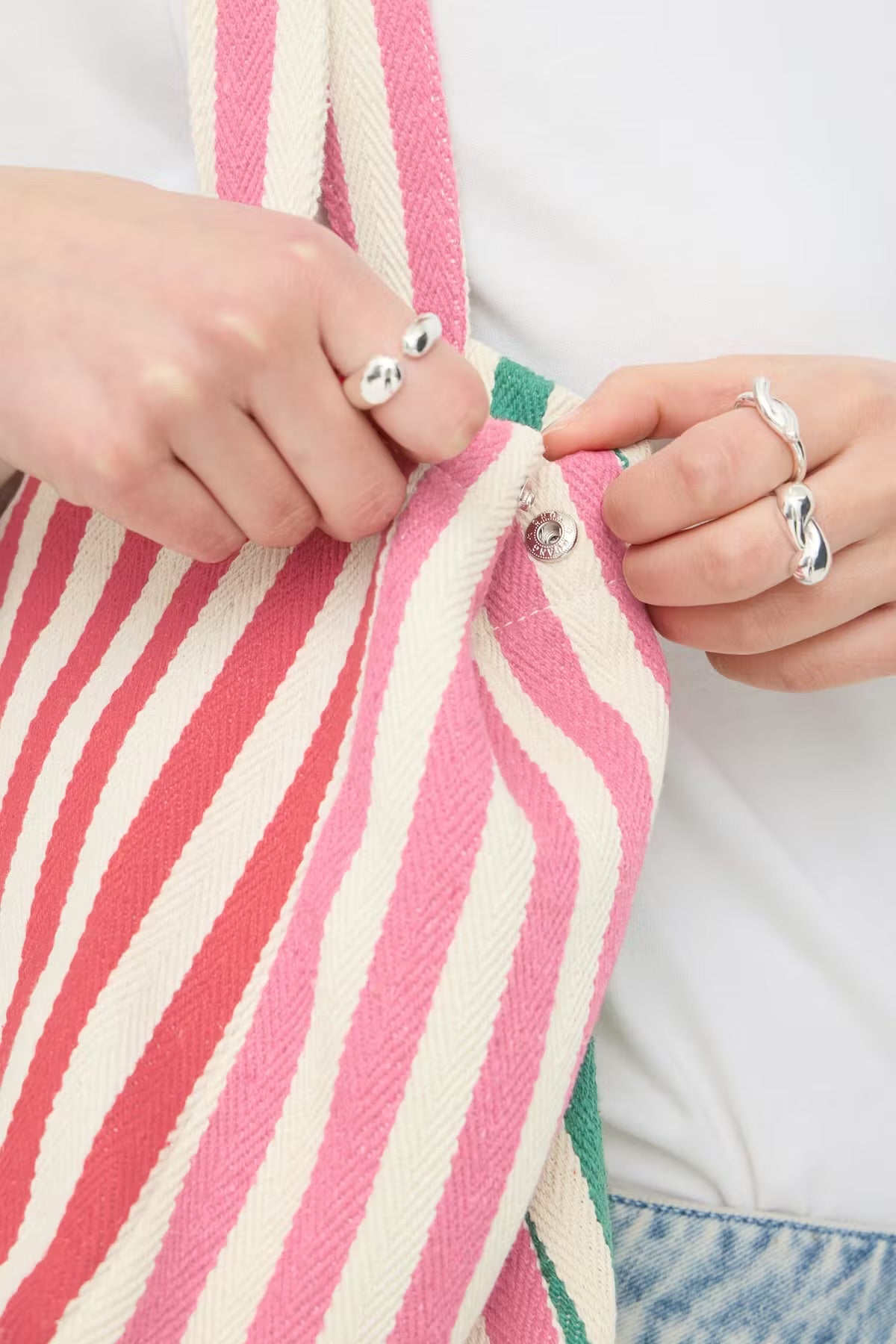 Iasio Bag - Rainbow Stripe