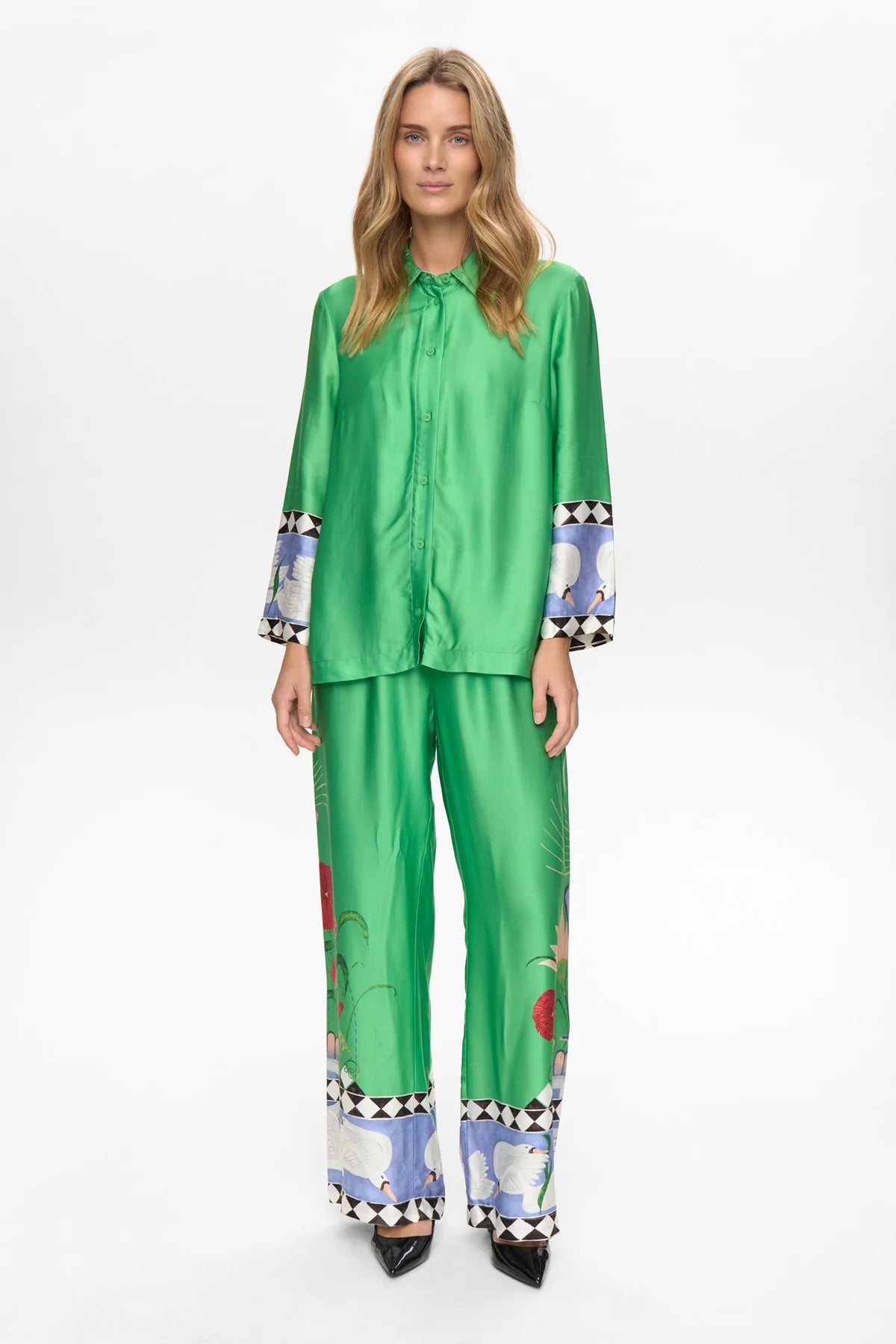 NUADELINA SHIRT - Vibrant Green Swan