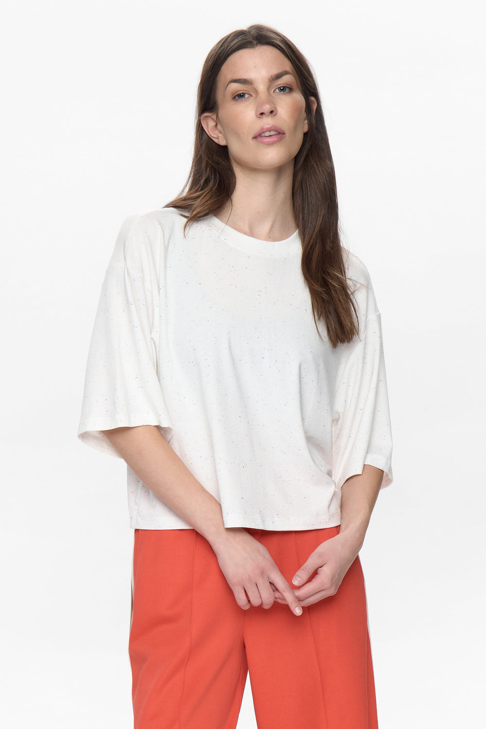 NUHUBANA T-SHIRT - Cloud dancer, colourful speck