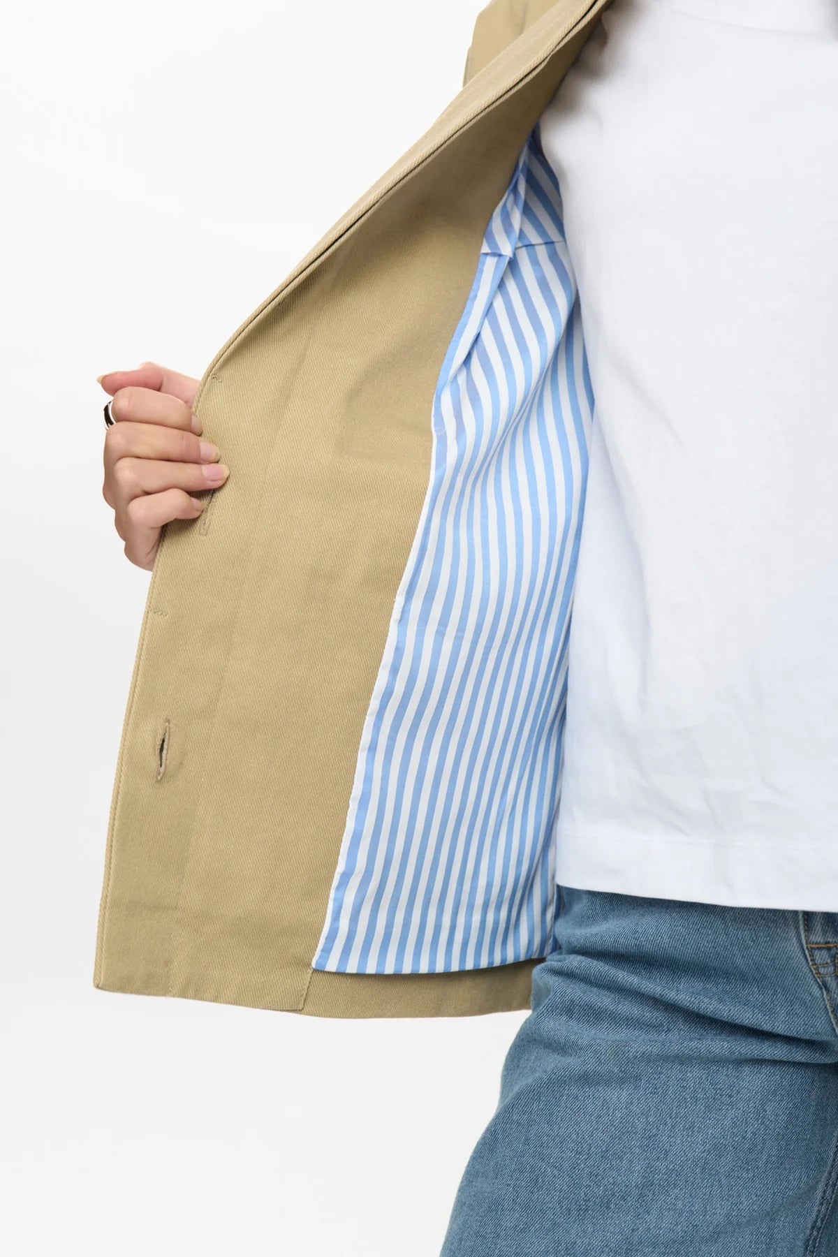 Nuvivalli Jacket - Irish Cream Floral Embroidery