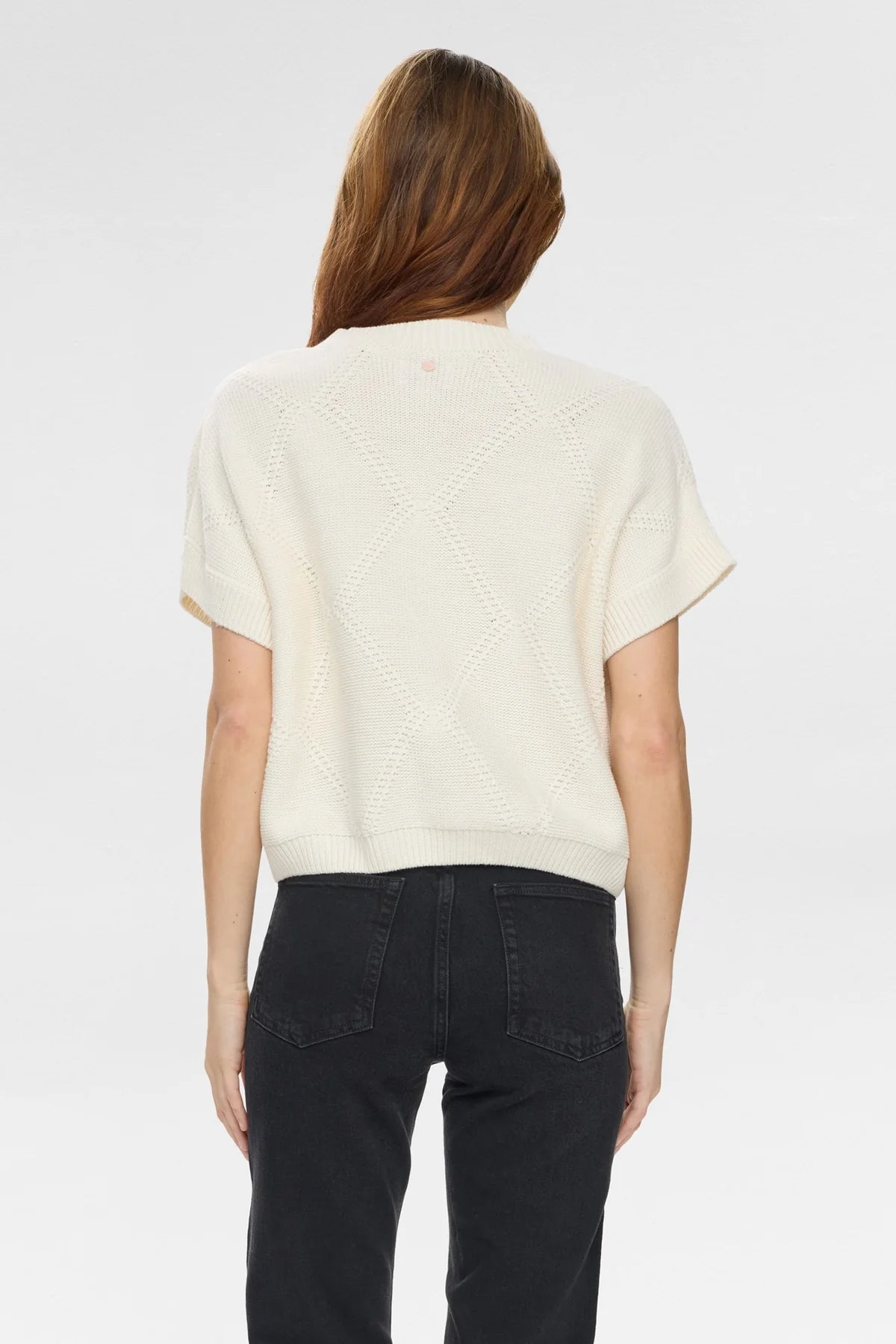 NUAMIE PULLOVER - Pristine Embroidered Flowers