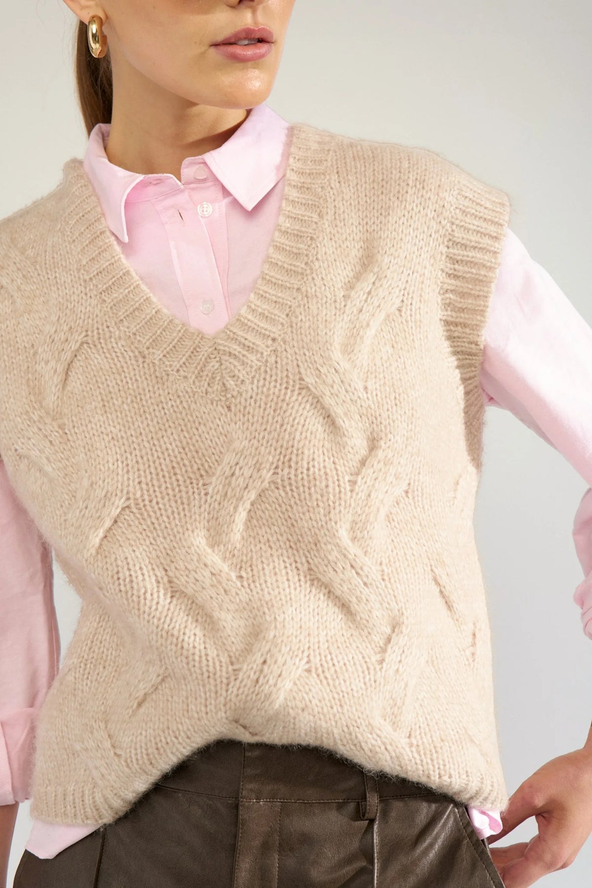 NUALMAS KNITTED VEST - Sun Kiss