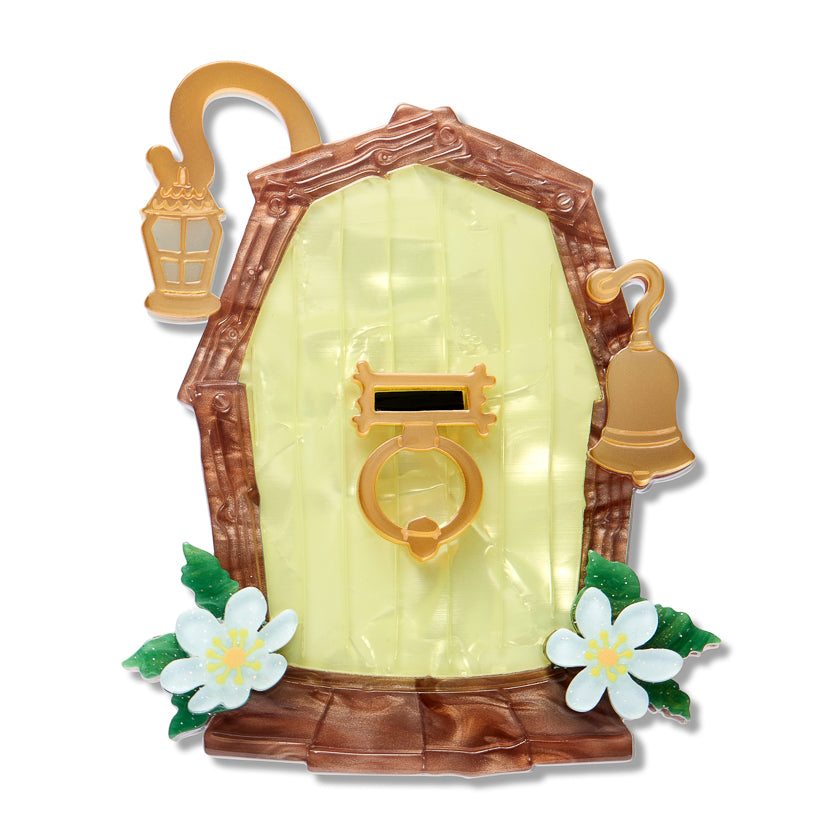 Silky’s Door Brooch