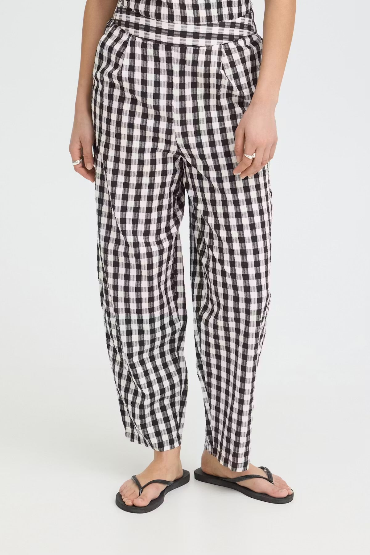 Ihkarra Barrel Trousers - Black White Gingham