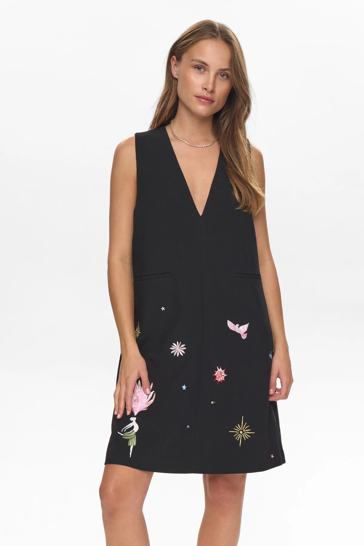 NUALMUT DRESS - Caviar Black Circus Dress