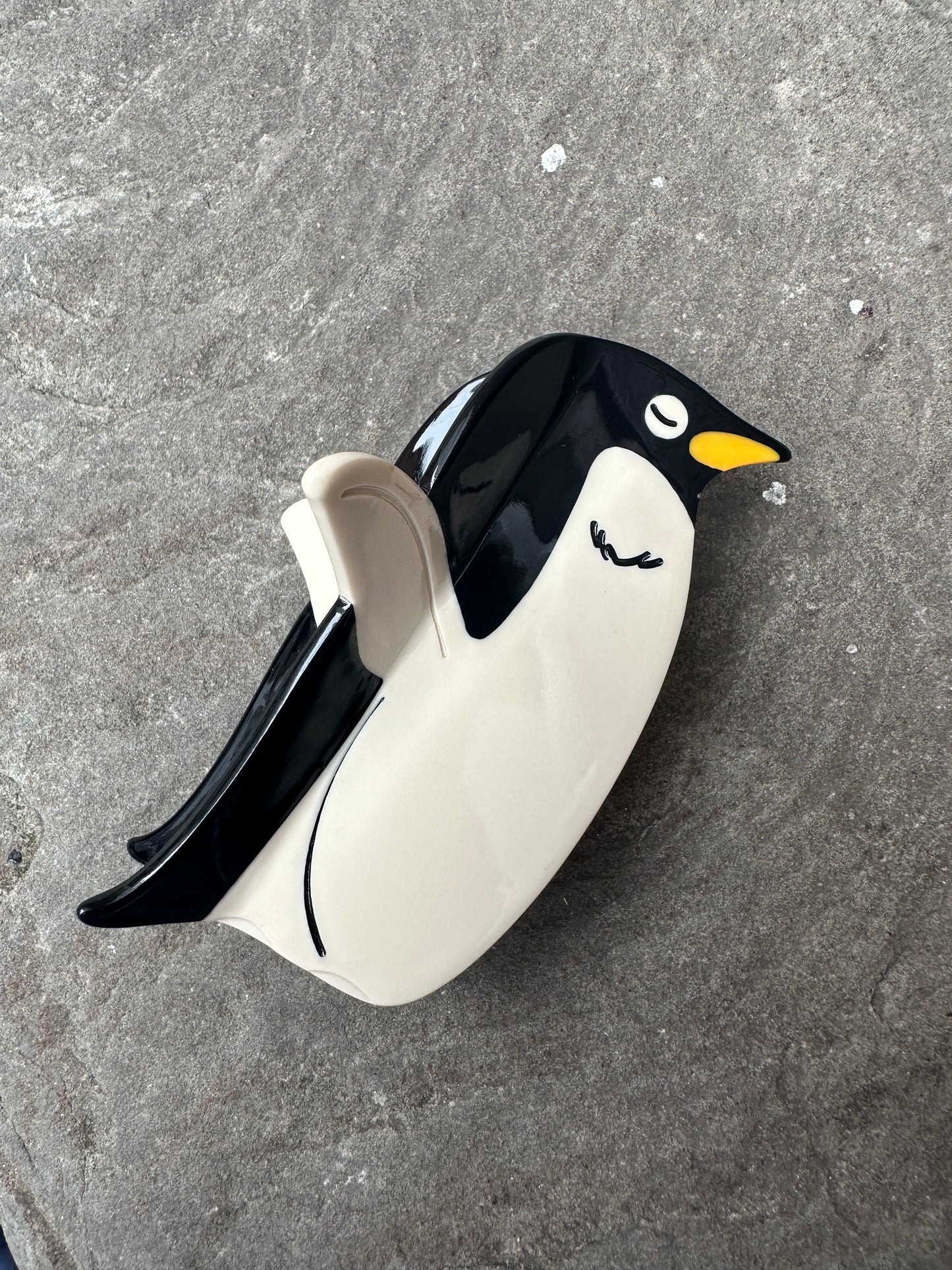 Penguin Hair Claw