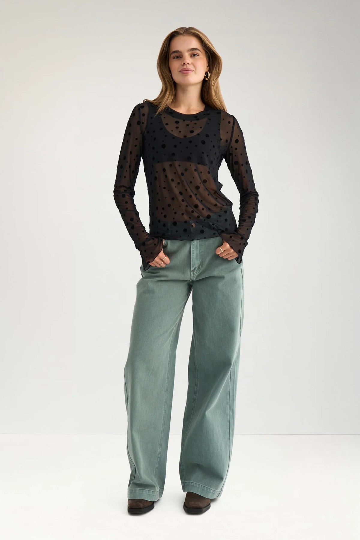 NUEVITA LS MESH BLOUSE - Caviar