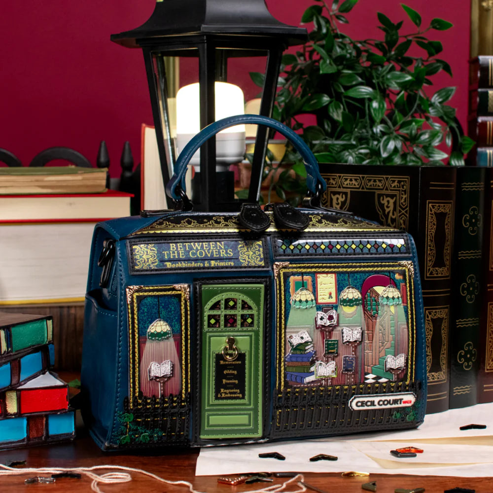 Between the Covers Bookbinders - Hollis Bag