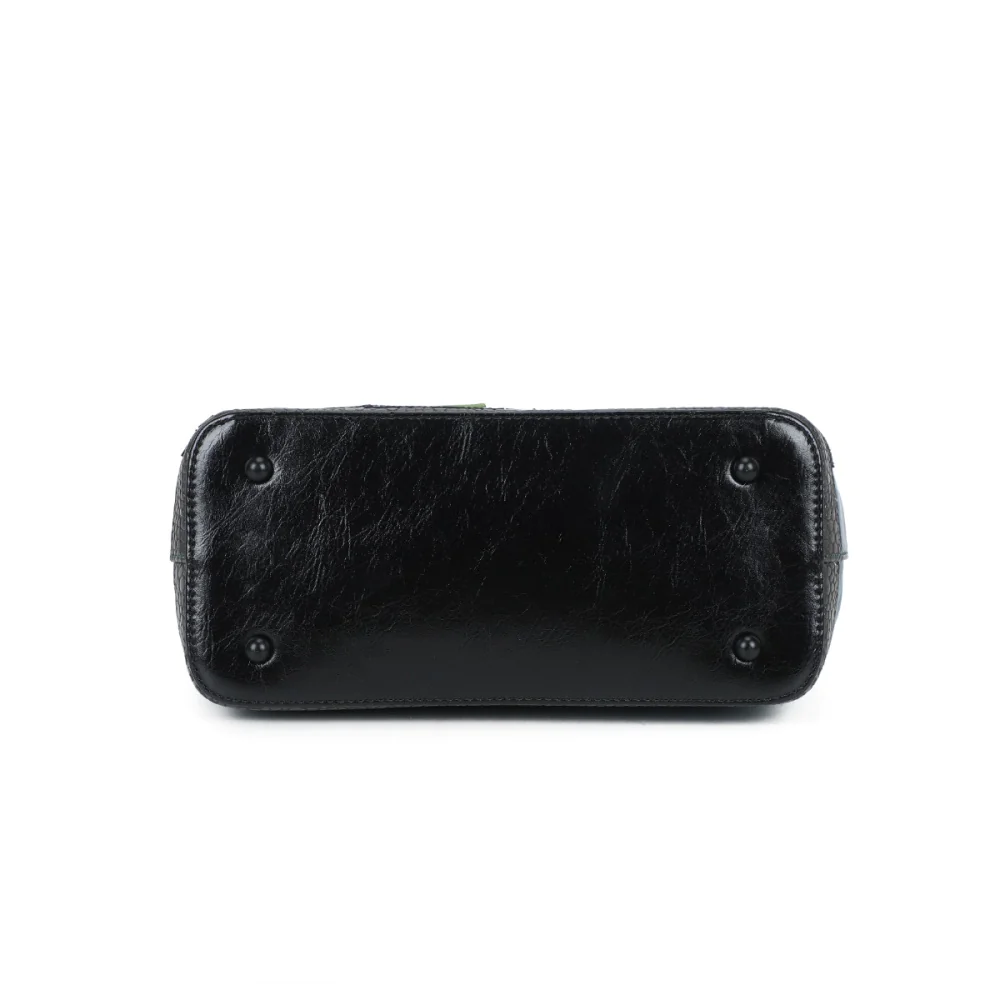 Between the Covers Bookbinders - Grace Bag