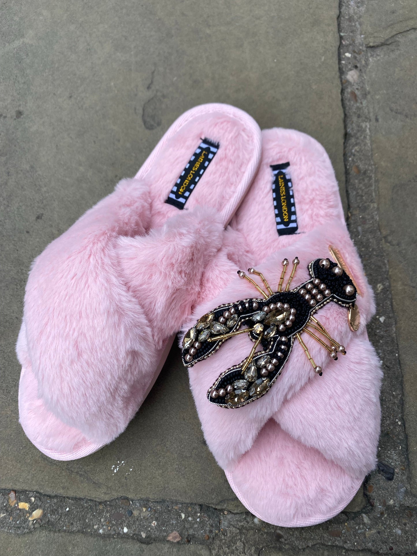 🖤Artisan Black & Gold Lobster on Classic Pink Slippers🖤